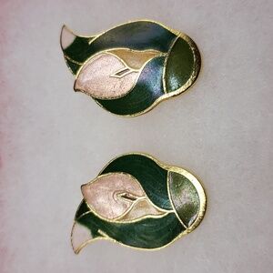 Vintage Calla Lily Cloisonne Pierced Earrings